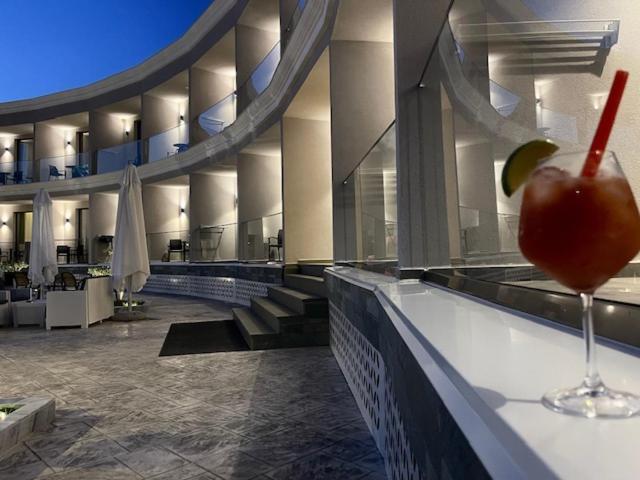 Ebbi Hotel Dhërmi 외부 사진